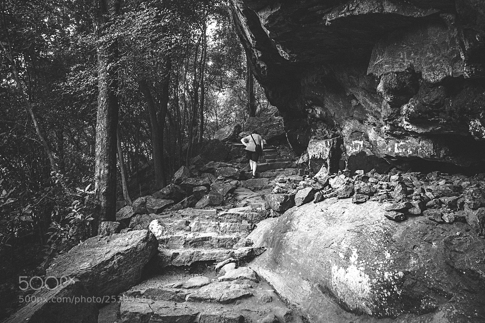 Canon EOS 600D (Rebel EOS T3i / EOS Kiss X5) sample photo. Climbing pidurangala #5 photography