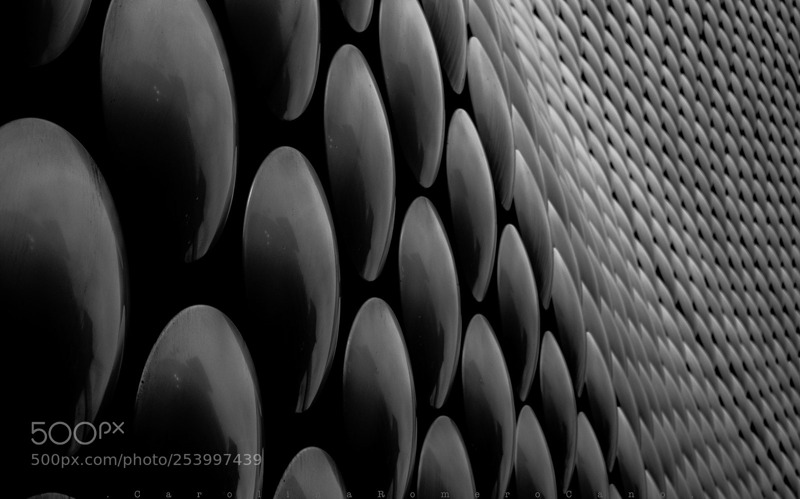 Canon EOS 1100D (EOS Rebel T3 / EOS Kiss X50) sample photo. .selfridgesbuilding. .enteringdarkness. photography