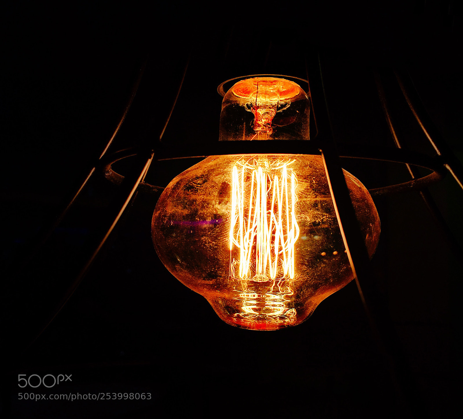 Apple iPhone 6s sample photo. Illumination photography