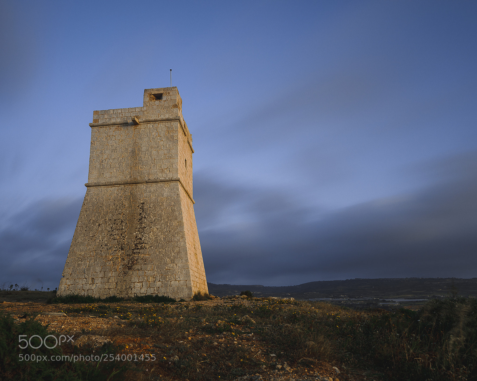 Canon EOS 5D Mark IV sample photo. Lippija watch tower, malta photography
