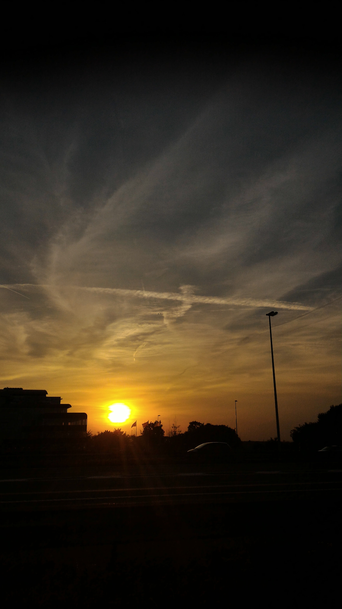 ASUS ZenFone 2 (ZE551ML) sample photo