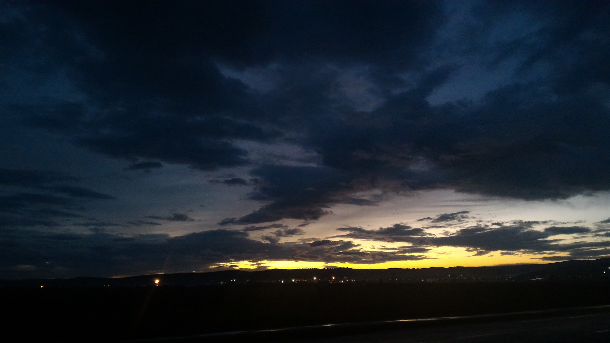 ASUS ZenFone 2 (ZE551ML) sample photo