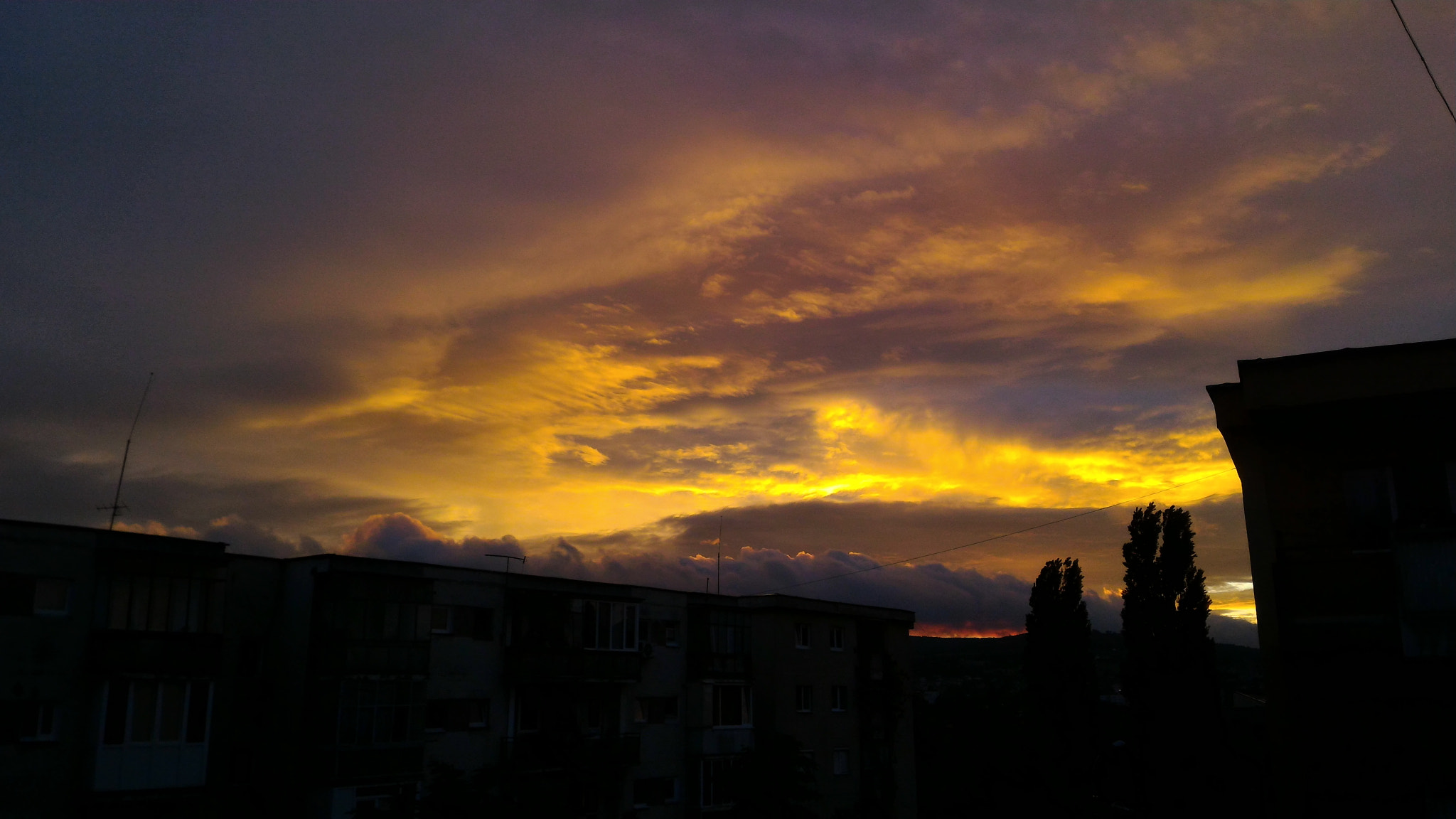 ASUS ZenFone 2 (ZE551ML) sample photo