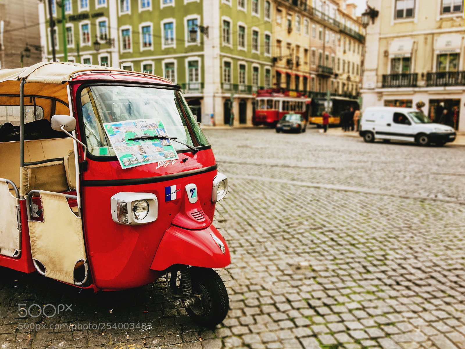Apple iPhone 6s sample photo. Lisbon is a colourful photography