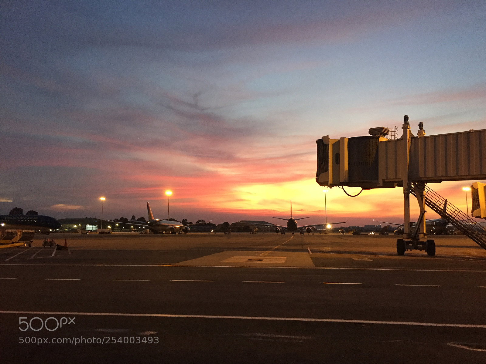 Apple iPhone 6 sample photo. Airport photography