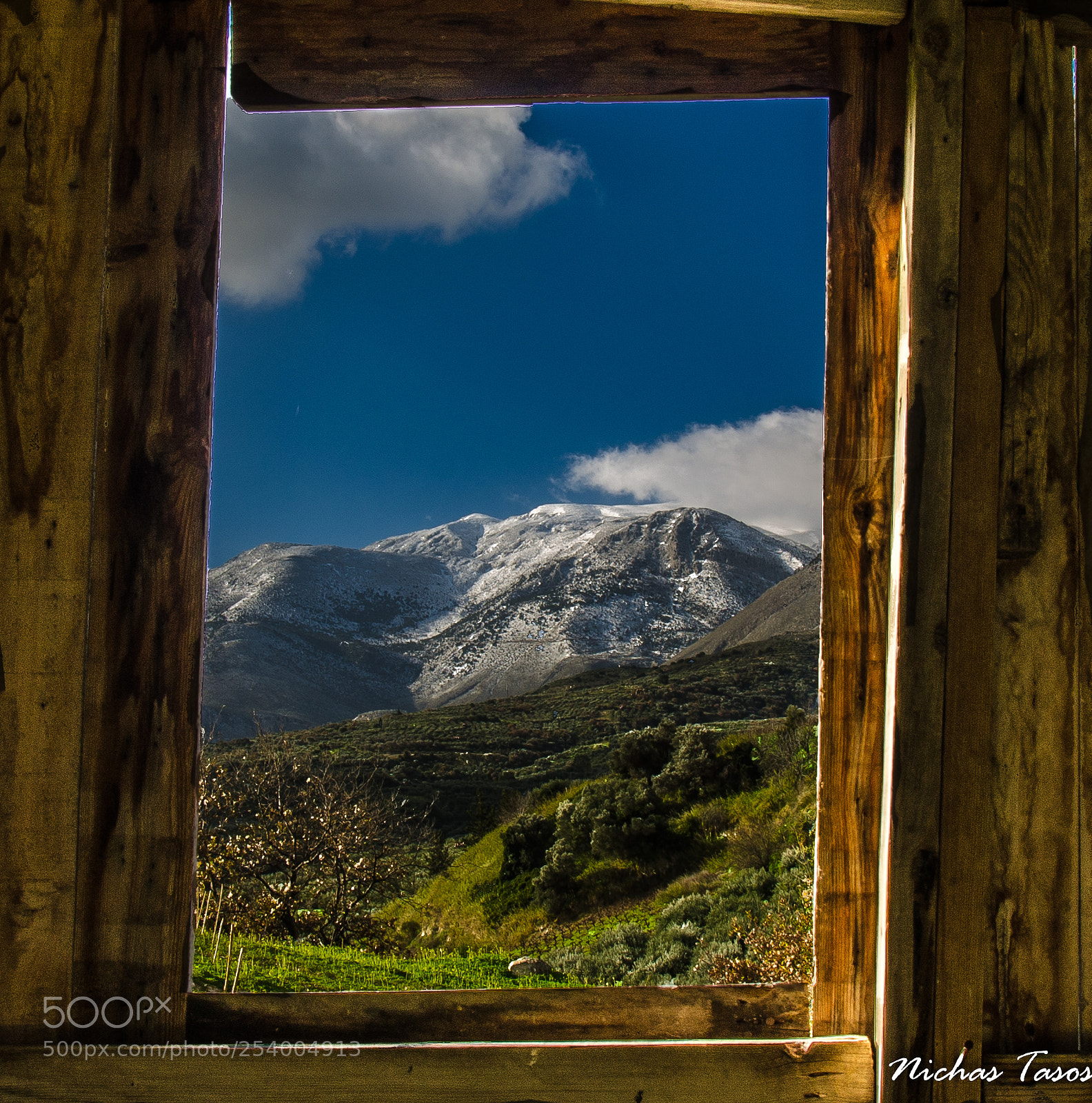 Nikon D5100 sample photo. Window with view photography