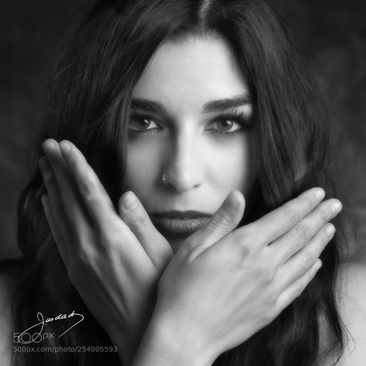 Nikon D700 sample photo. Mis manos photography