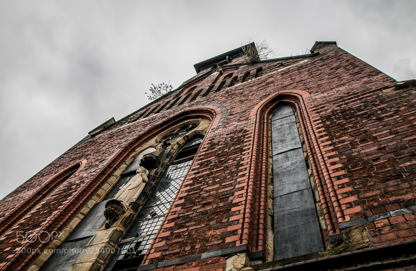 Canon EOS 70D sample photo. St josephs church, wigan (5) photography