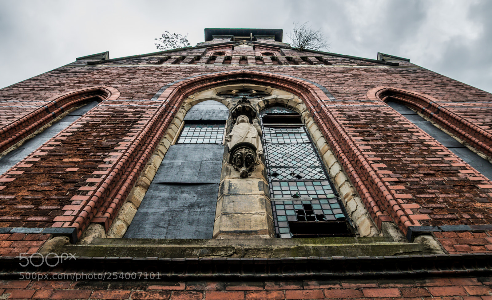 Canon EOS 70D sample photo. St josephs church, wigan (6) photography