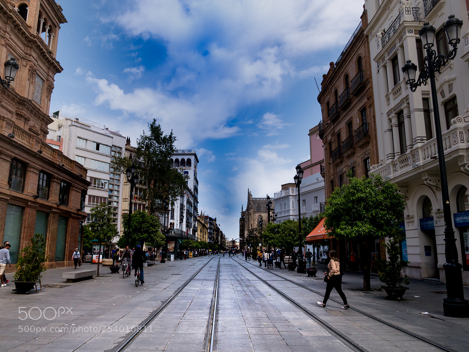 Panasonic Lumix DMC-G85 (Lumix DMC-G80) sample photo. Seville under the blue photography
