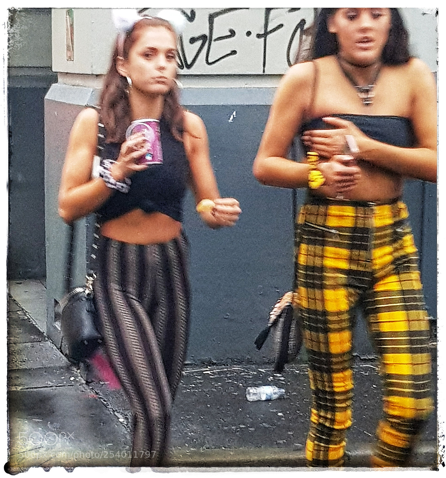 Samsung Galaxy S8 sample photo. Street moment photography