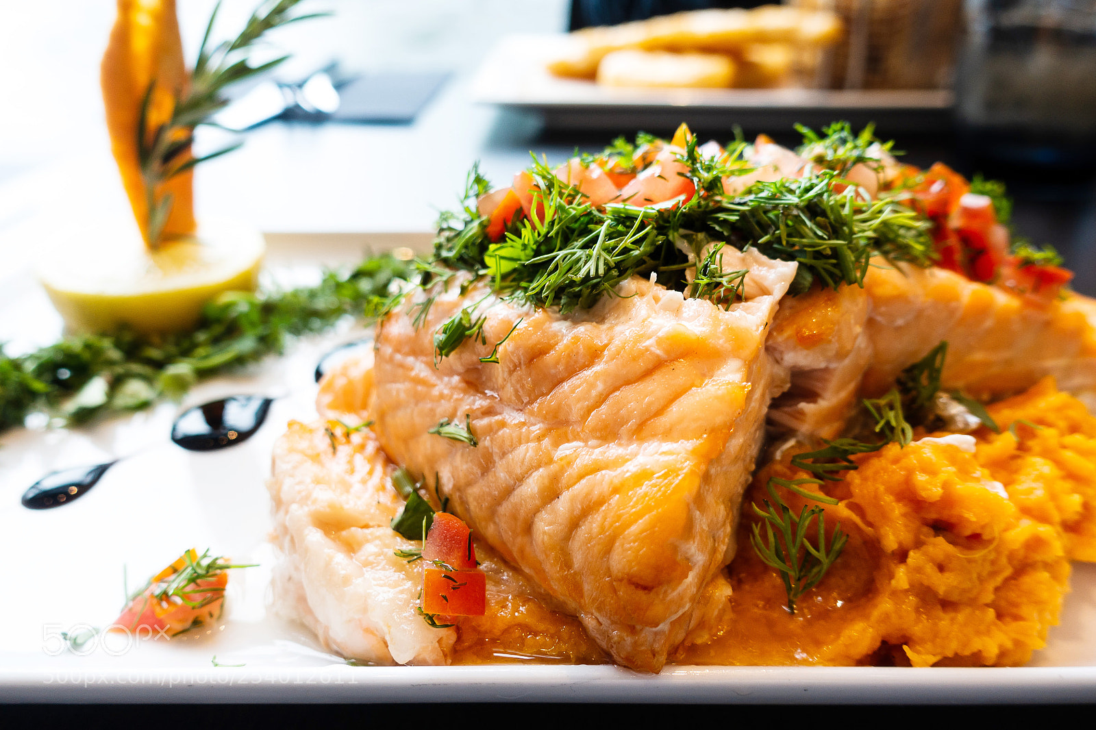 Sony Cyber-shot DSC-RX100 IV sample photo. Grilled salmon and lemon photography