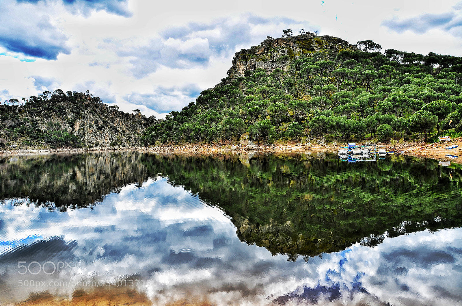 Nikon D5100 sample photo. Embalse de san juan photography