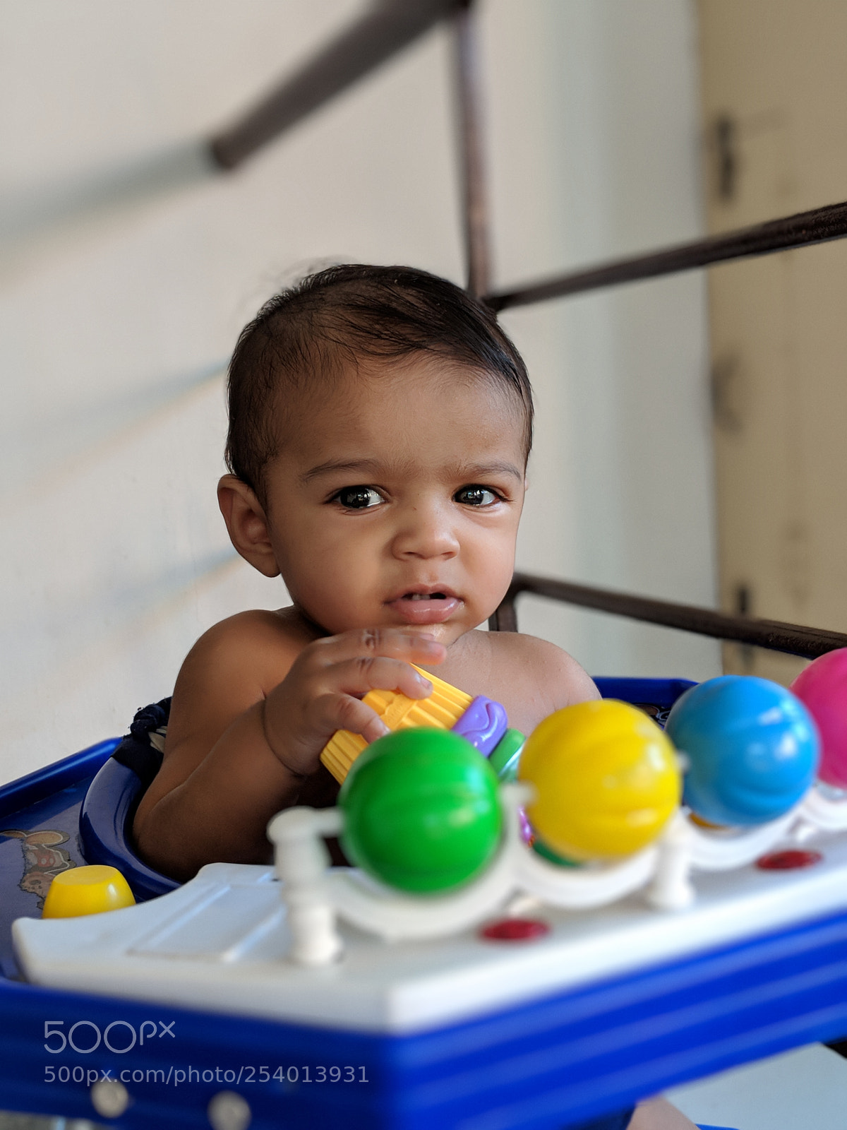 Google Pixel 2 XL sample photo. Baby playing photography