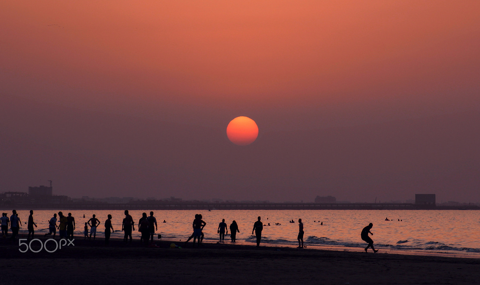 Canon EF 75-300mm f/4-5.6 sample photo. Beautiful colours of the sky drawn by the sun photography