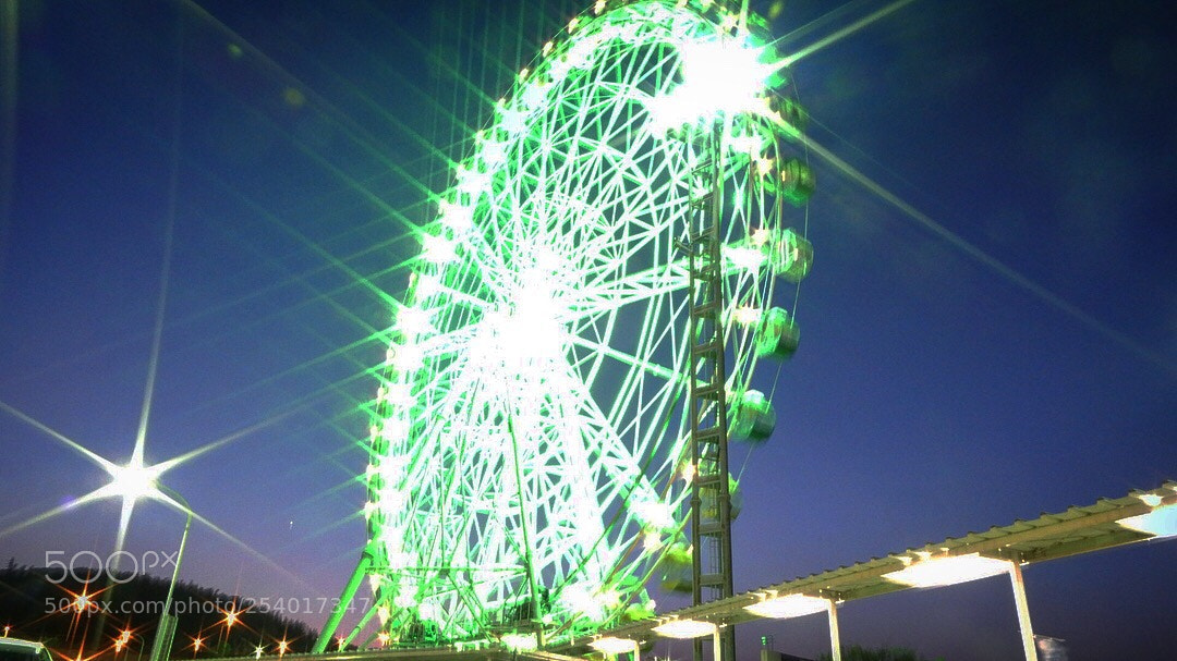 Nikon Coolpix A900 sample photo. Japanese ferris wheel photography