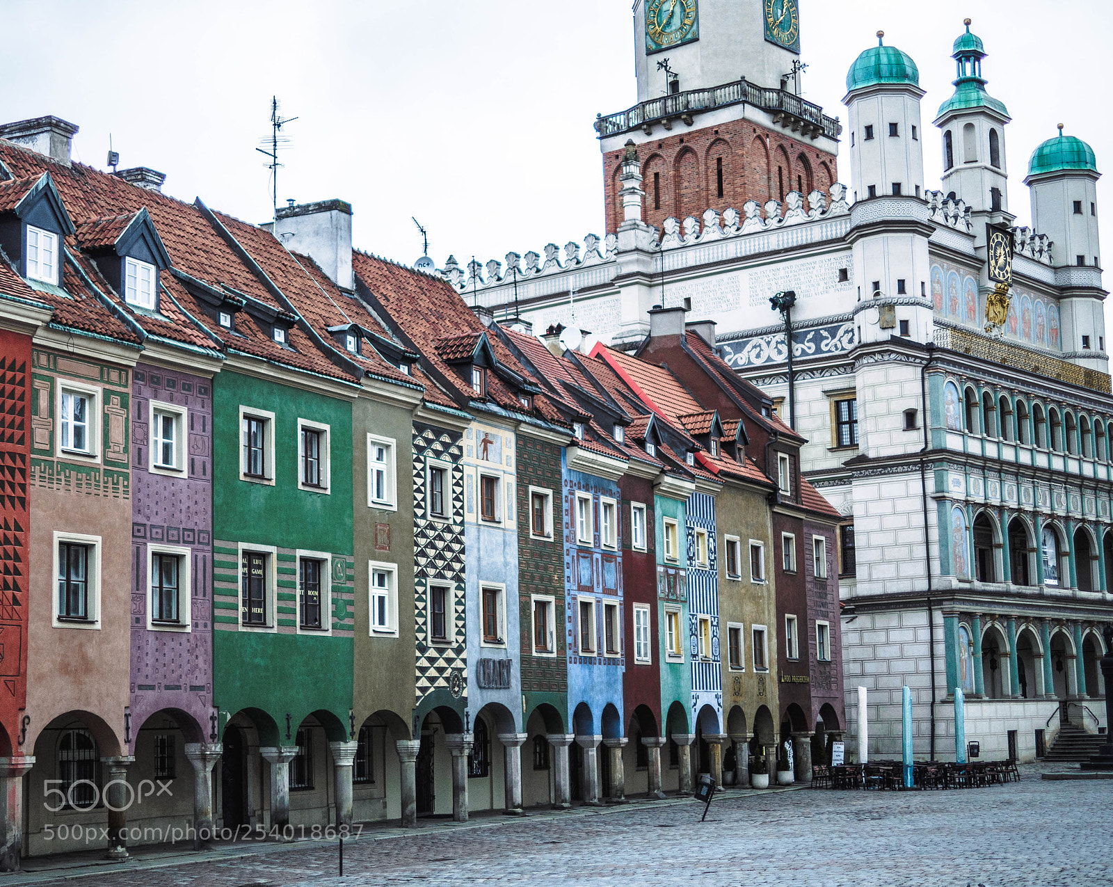 Olympus OM-D E-M10 II sample photo. Poznan, poland photography