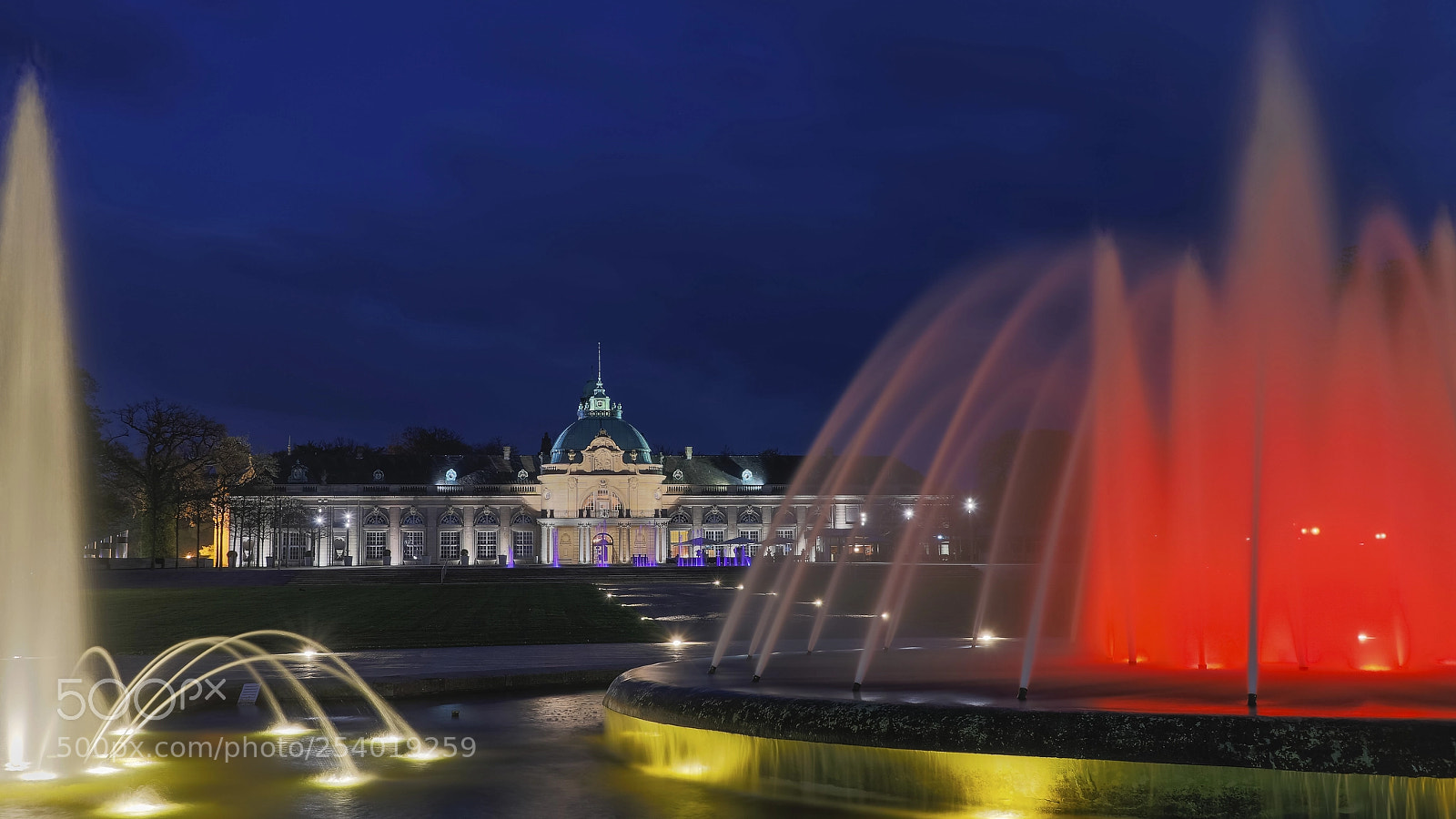 Canon EOS 5D Mark IV sample photo. The view through the ... photography