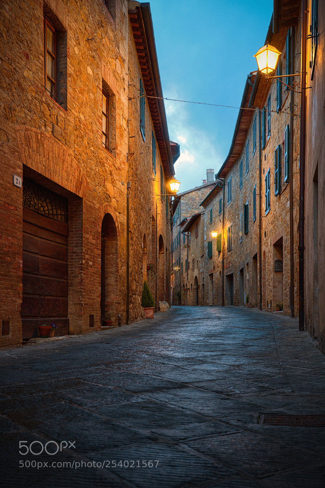 Canon EOS 6D Mark II sample photo. Streets of san quirico photography