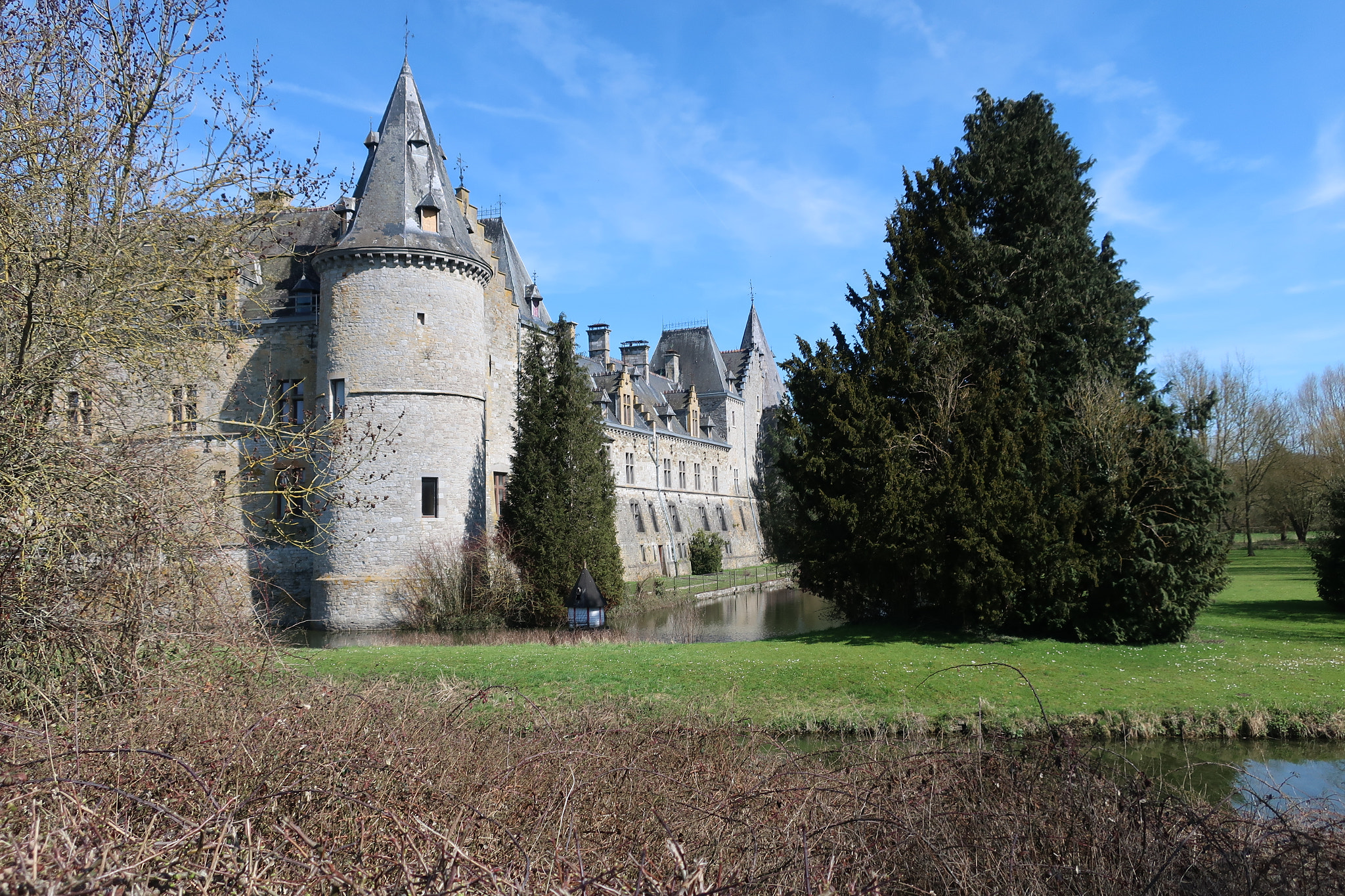 Canon PowerShot G9 X Mark II sample photo. The peaceful castle. photography