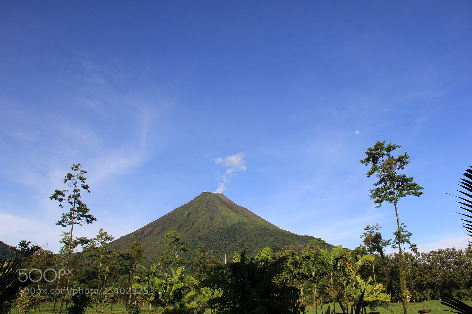 Canon EF-S 18-135mm F3.5-5.6 IS sample photo. Volcan arenal costa rica photography