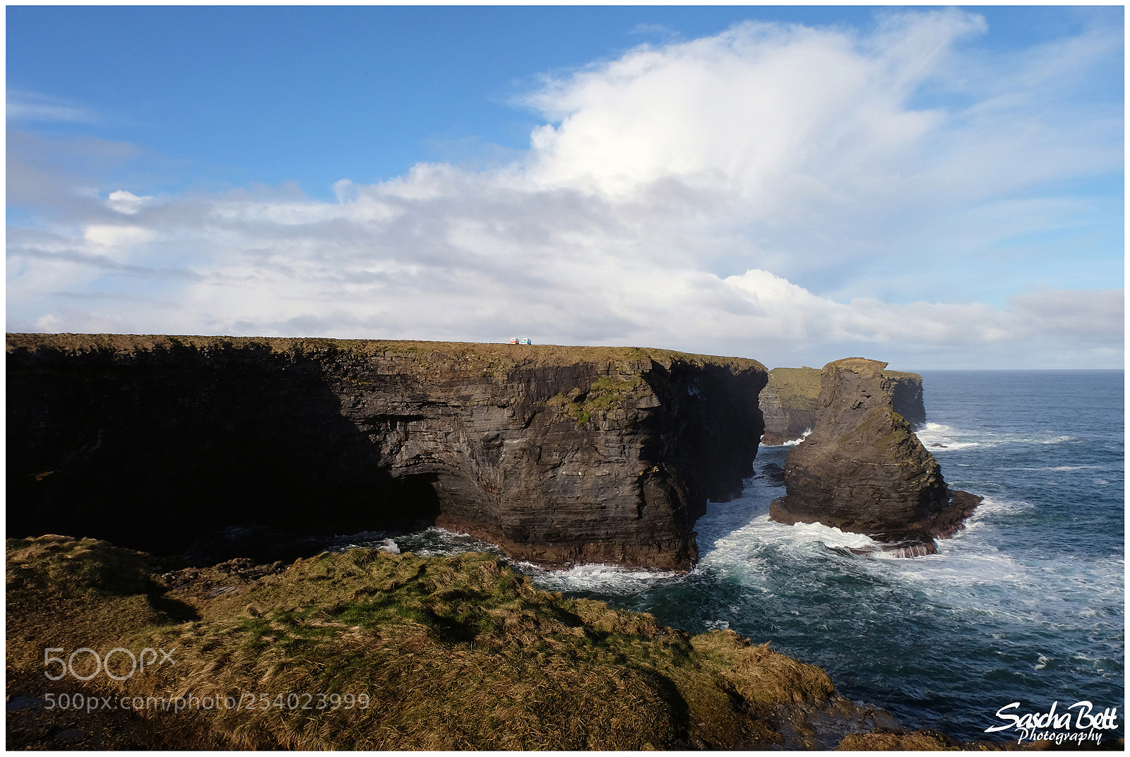 Fujifilm X-T10 sample photo. Kilkee cliffs photography