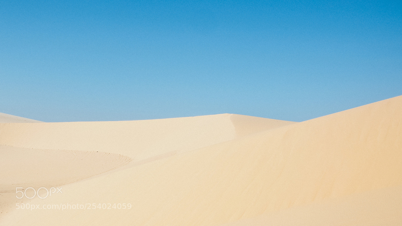 Olympus OM-D E-M5 sample photo. White sand dune photography