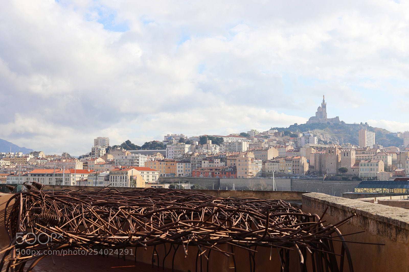 Canon EOS 5D Mark IV sample photo. Marseille vieux port photography