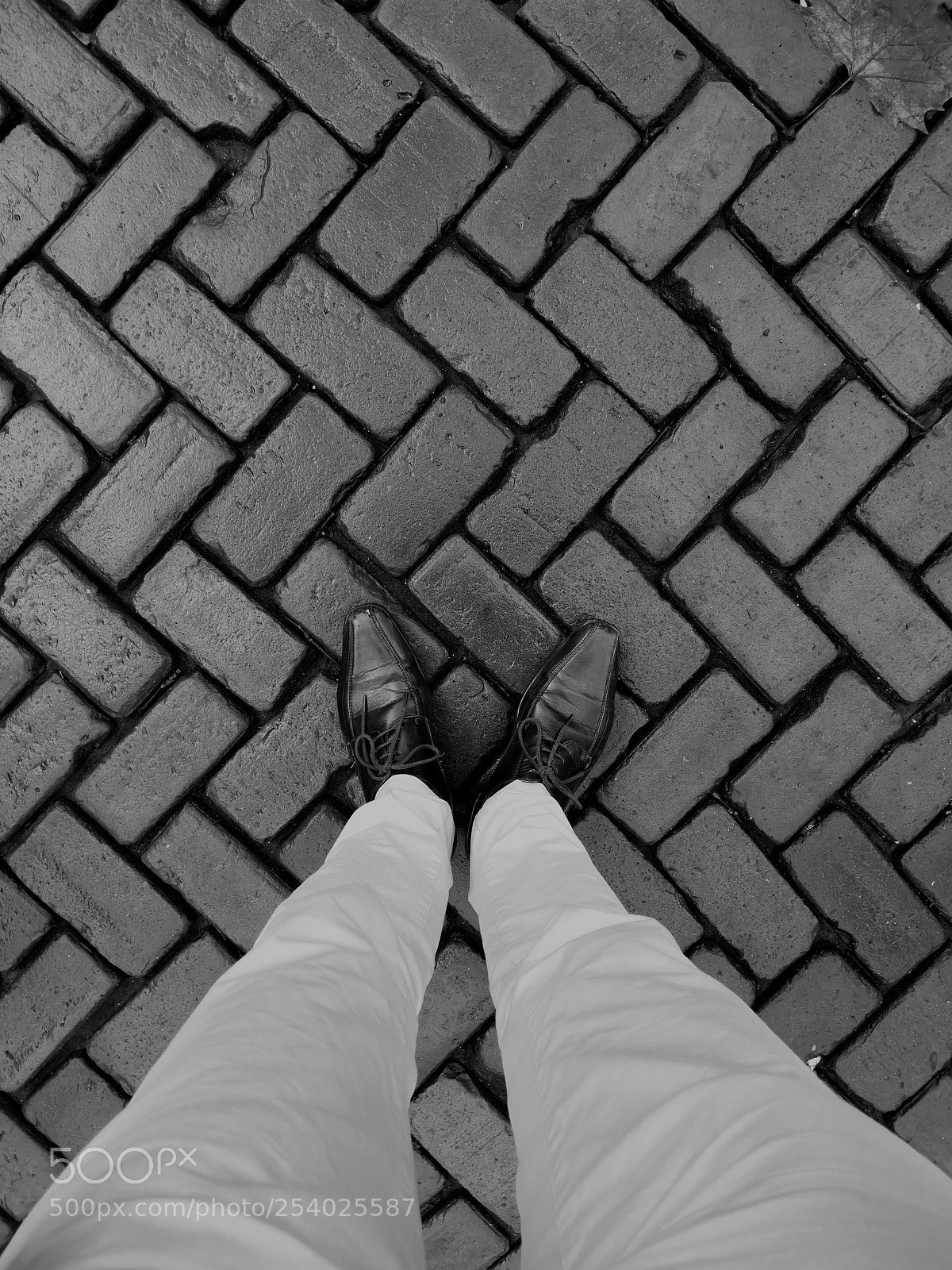 HUAWEI Mate 10 Pro sample photo. On my feet photography