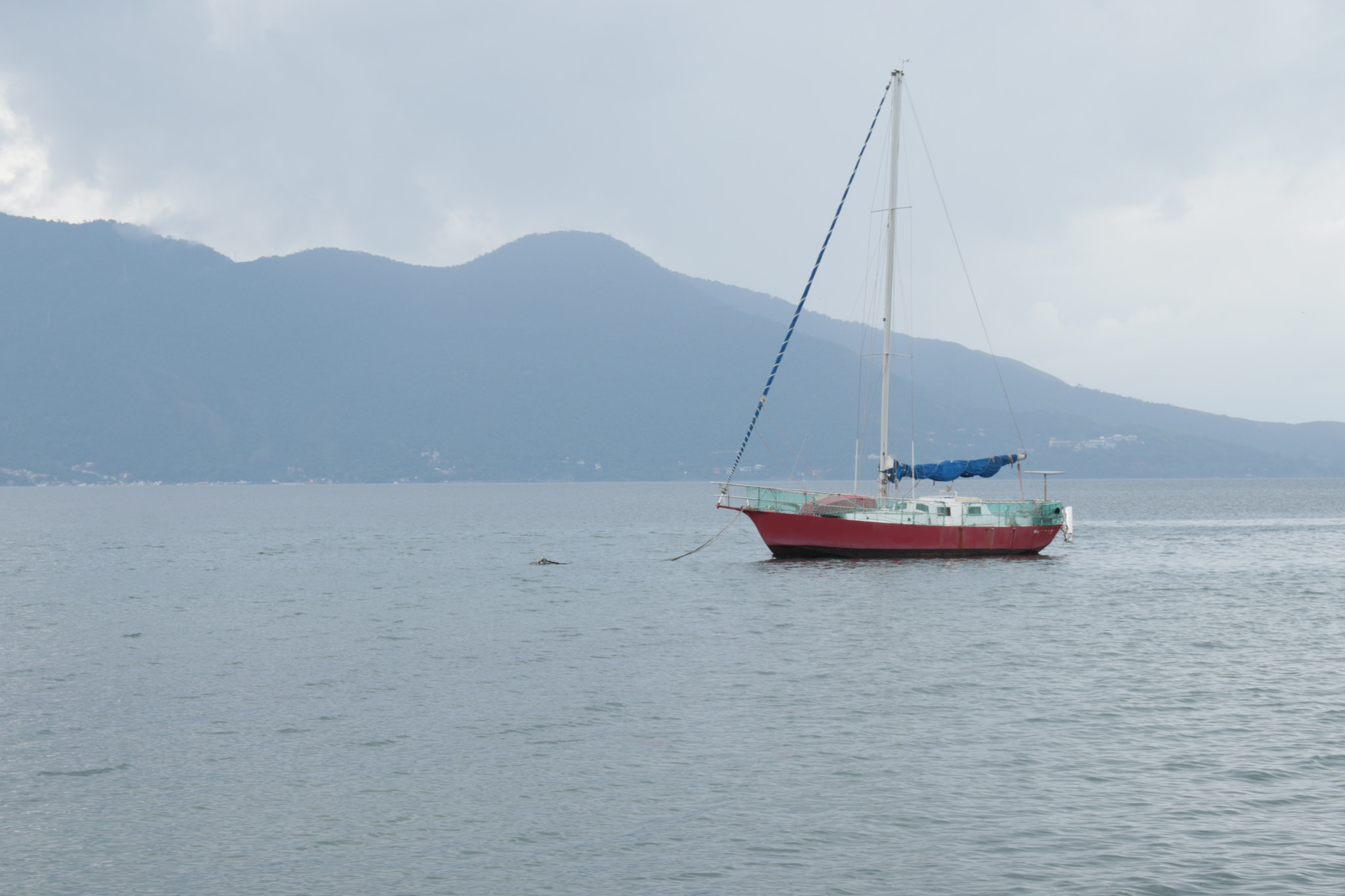 Canon EOS 800D (EOS Rebel T7i / EOS Kiss X9i) sample photo. Praia photography