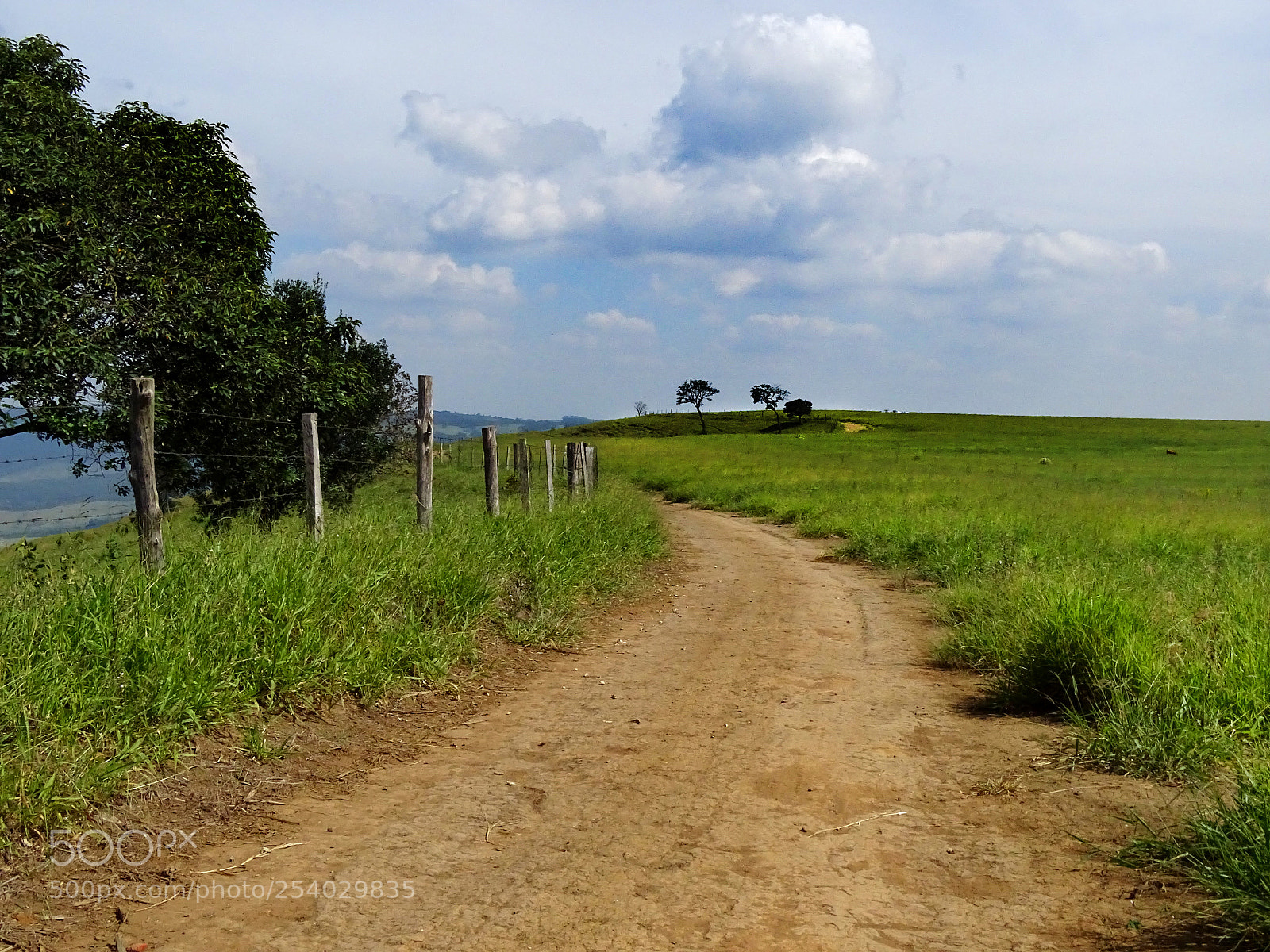 Sony Cyber-shot DSC-HX400V sample photo. Caminhos photography