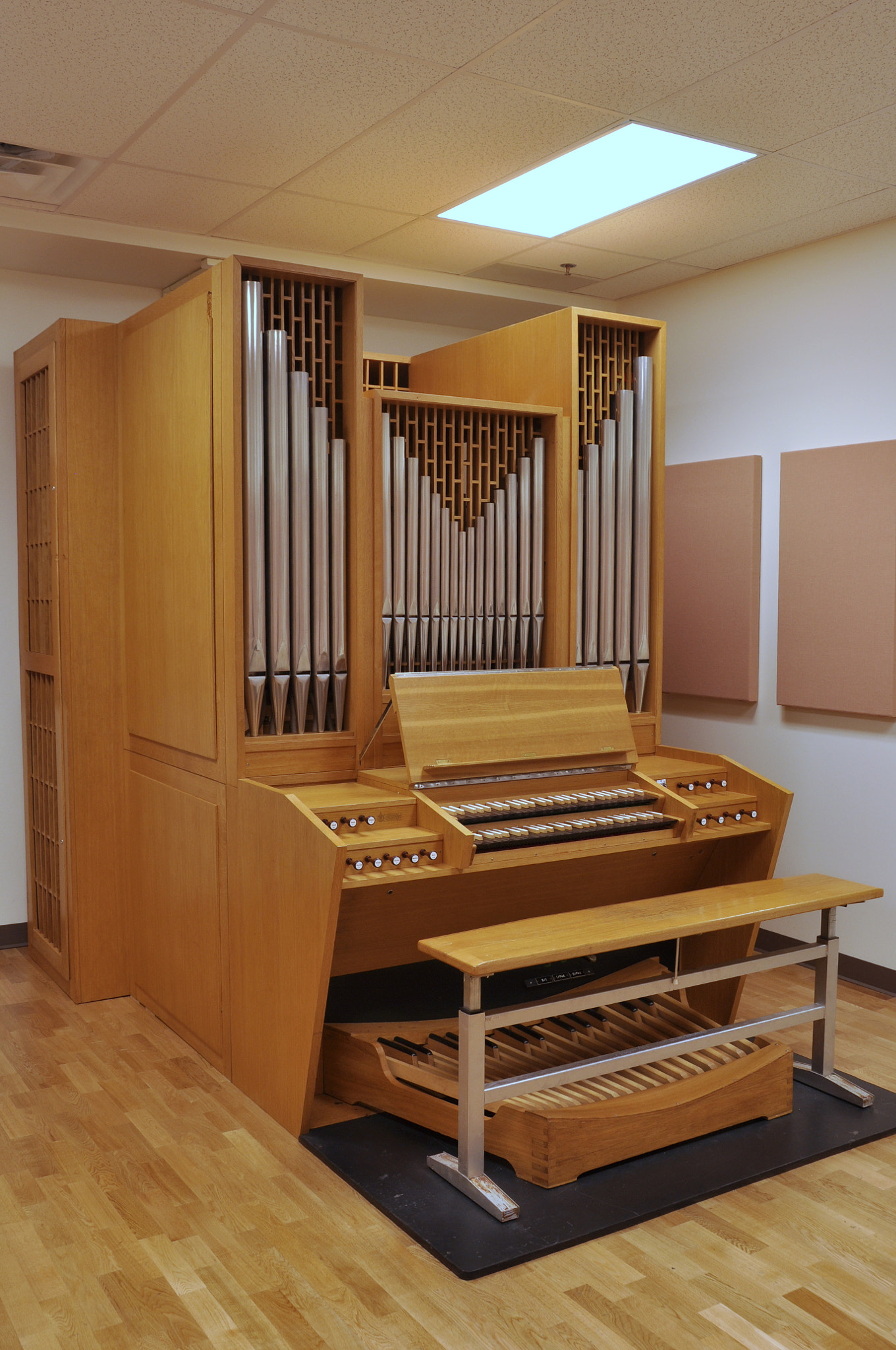 Nikon D90 sample photo. Colorado state university: 1969 hammer practice organ photography