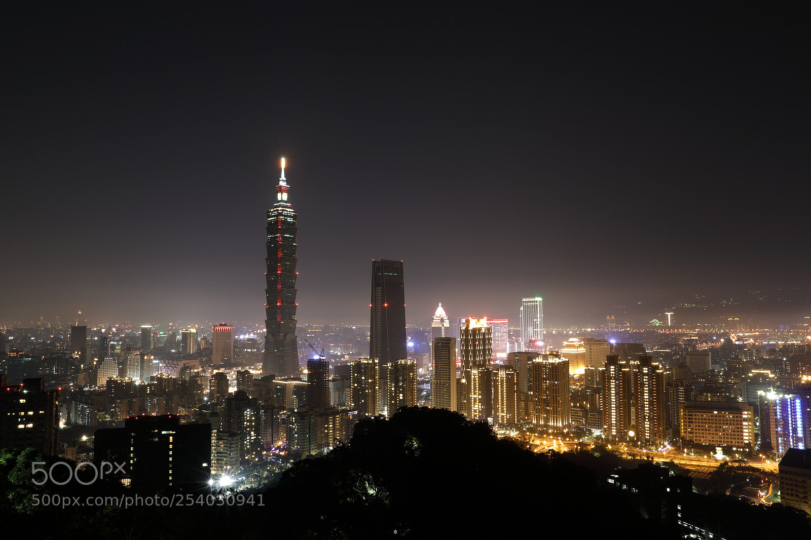 Canon EF 24-70mm F2.8L II USM sample photo. 象山攝影平台-台北101 (2018) photography