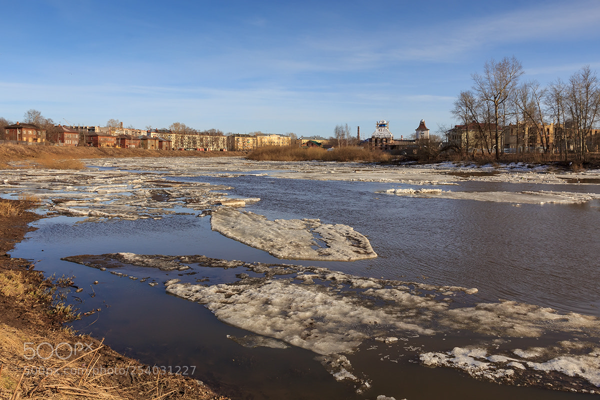 Canon EOS 600D (Rebel EOS T3i / EOS Kiss X5) sample photo. Ледоход / floating of ice photography