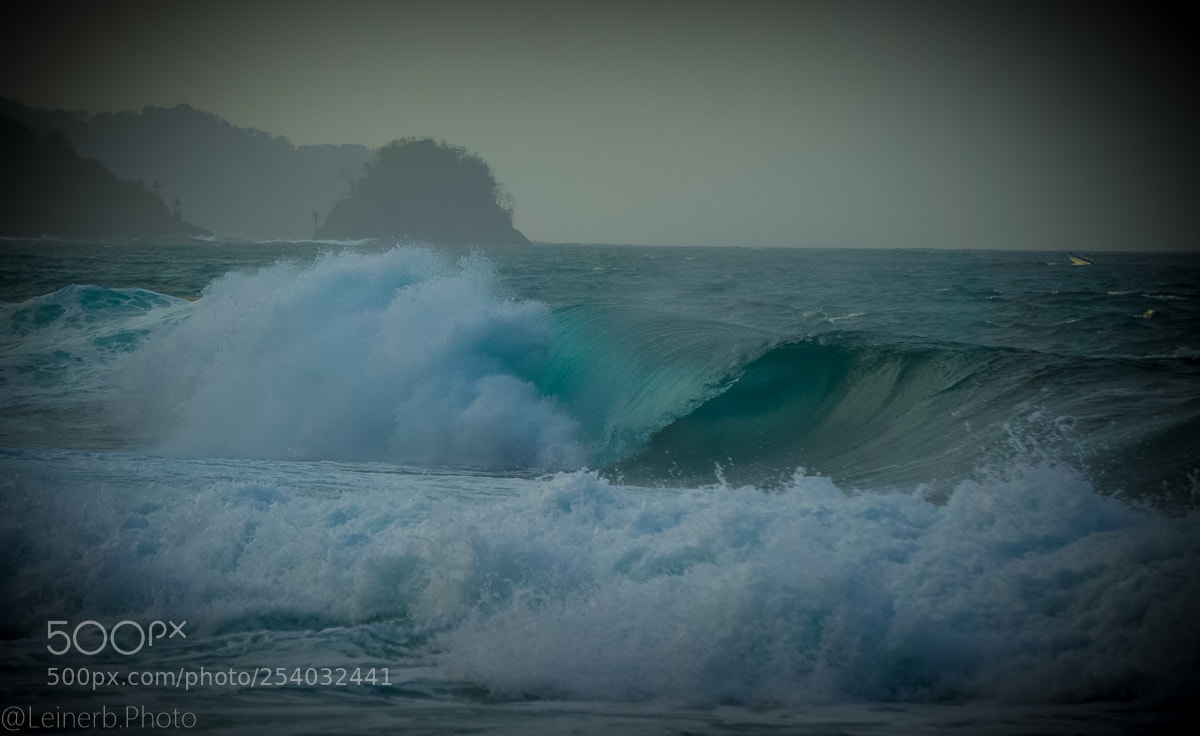 Sony a6000 sample photo. Olas de capurgana photography