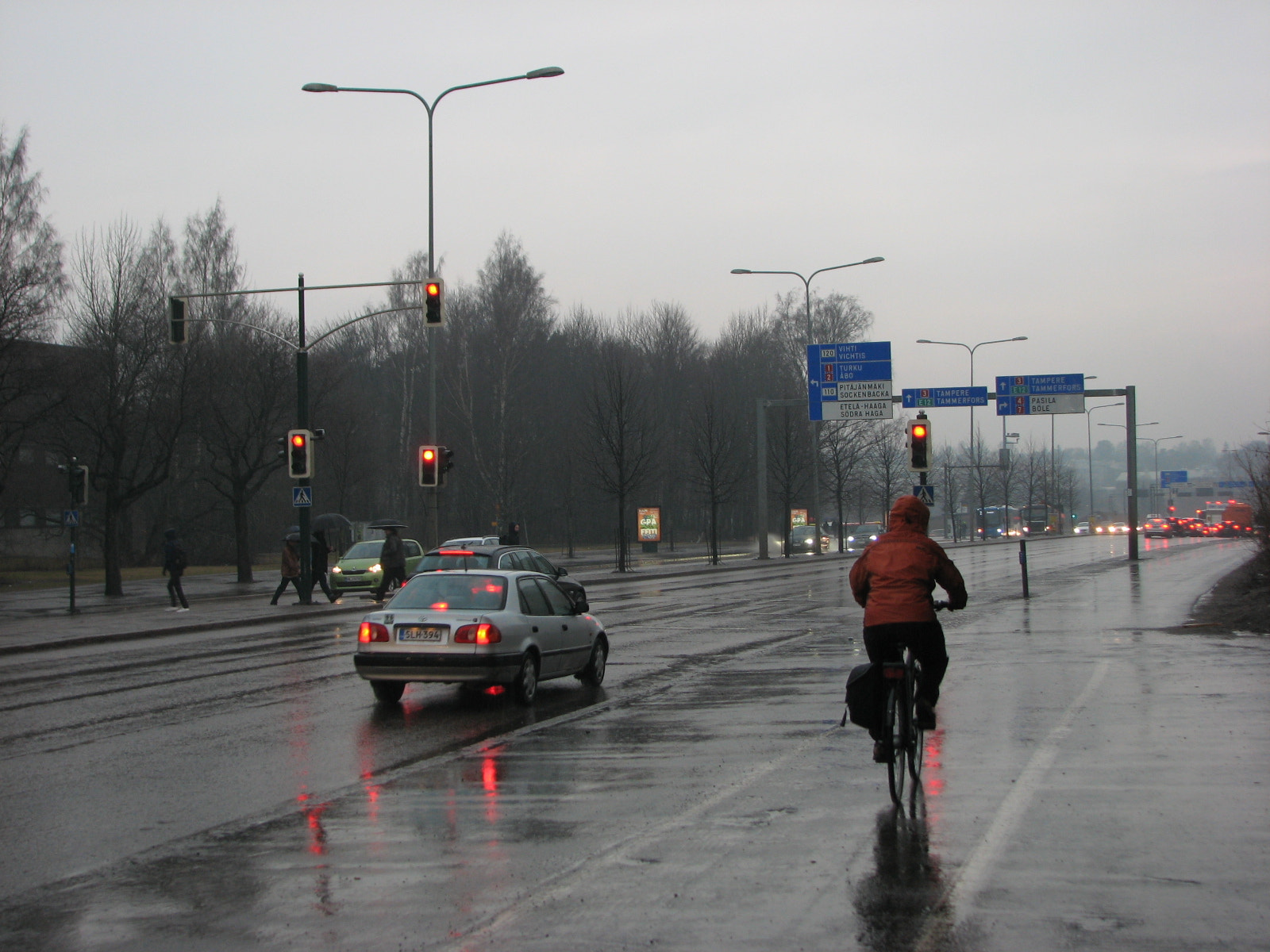 Canon POWERSHOT S3 IS sample photo. Spring rain photography