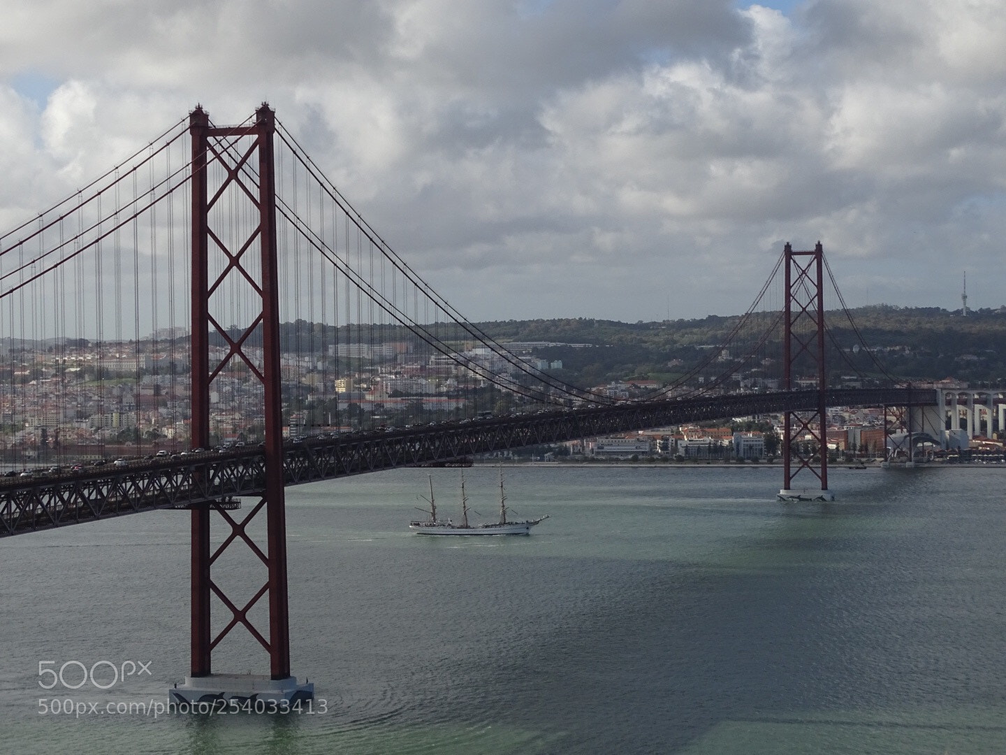 Sony Cyber-shot DSC-HX400V sample photo. 25 de abril bridge photography