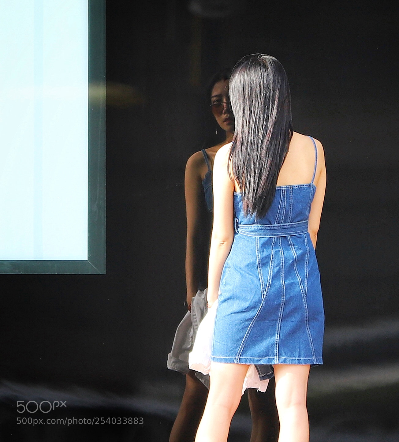 Canon EOS 6D Mark II sample photo. 她的这面墙 photography