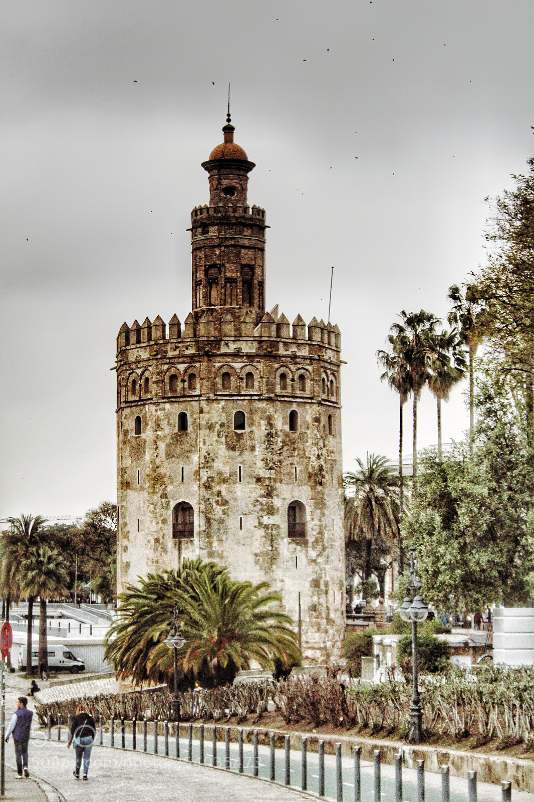 Canon EOS 1300D (EOS Rebel T6 / EOS Kiss X80) sample photo. Torre del oro (sevilla) photography