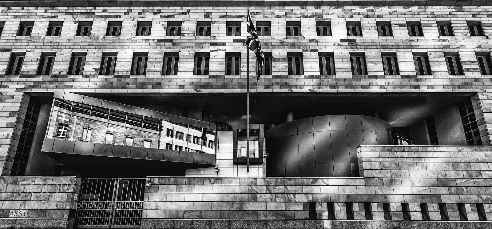 Nikon D5300 sample photo. Berlin uk embassy photography