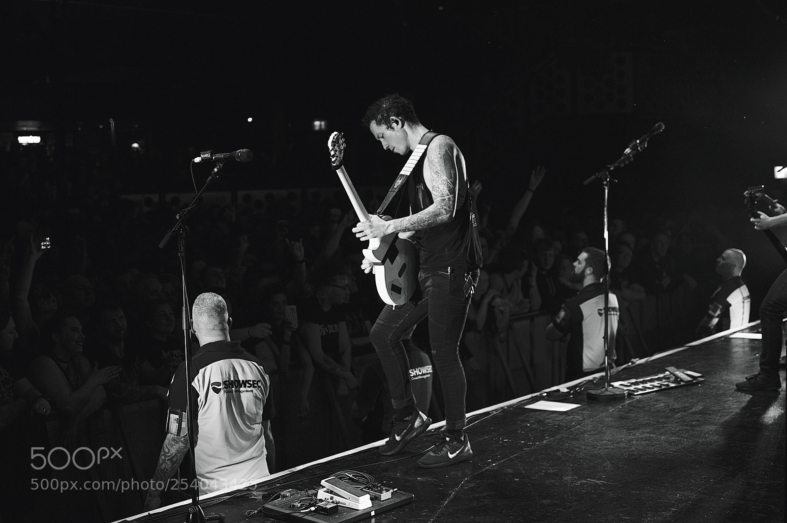Nikon D3200 sample photo. Matt heafy - o2 photography