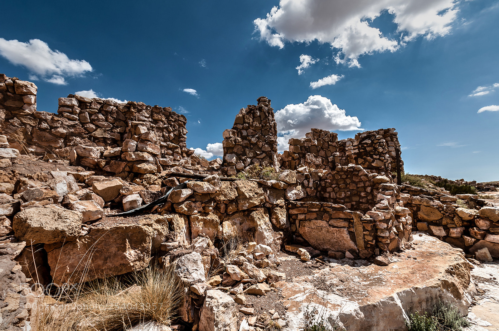 Nikon D5000 sample photo. 2 guns - ruins #7 photography