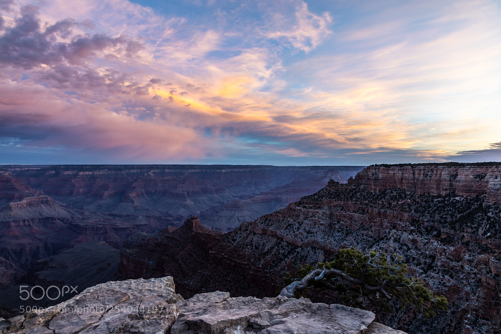 Canon EOS 5D Mark IV sample photo. Early light photography