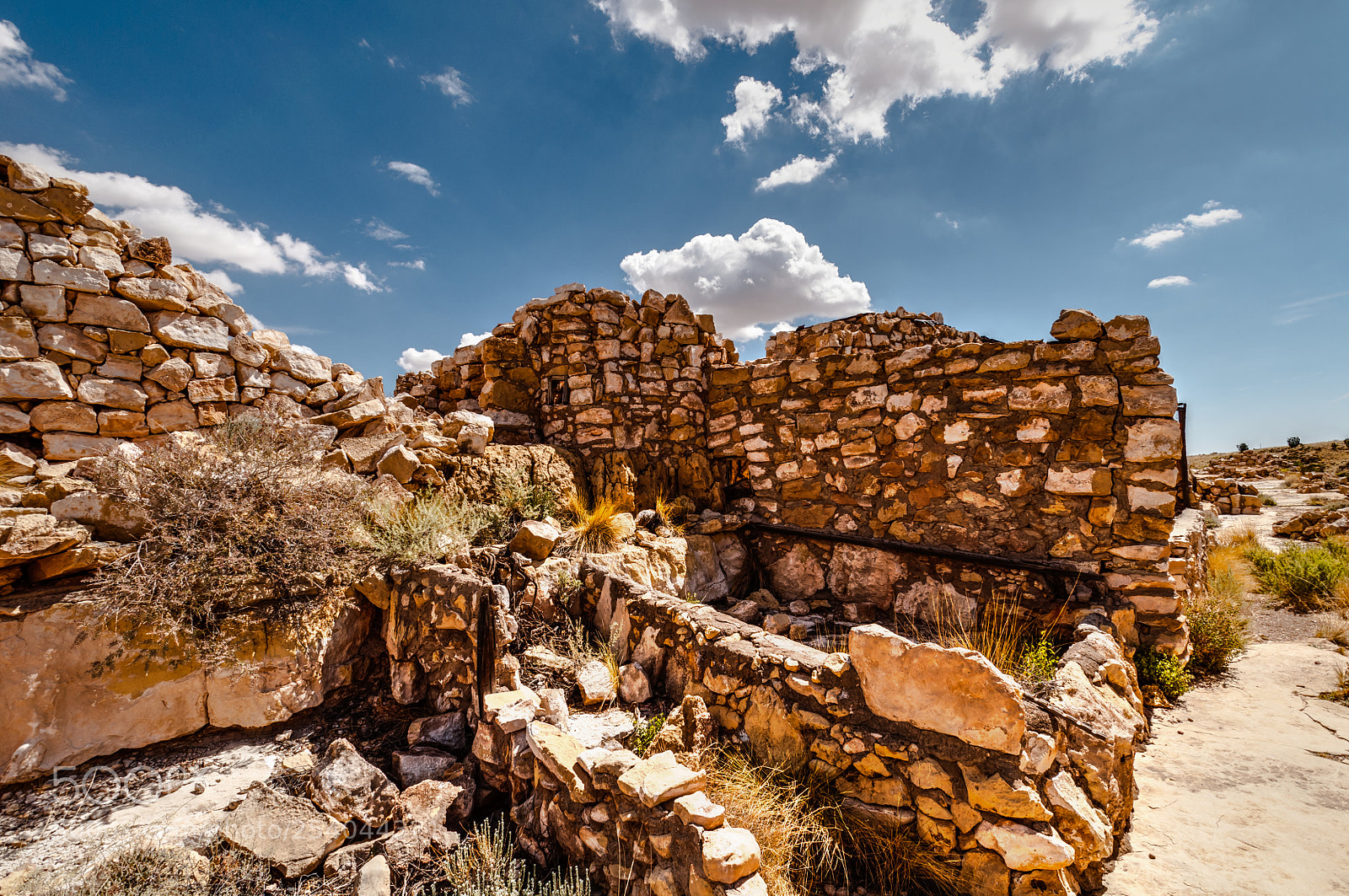 Nikon D5000 sample photo. 2 guns - ruins #10 photography