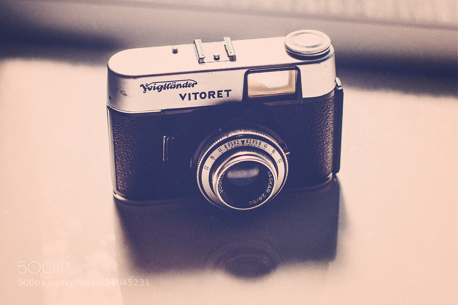 Canon EOS 5D Mark II sample photo. Vintage camera photography