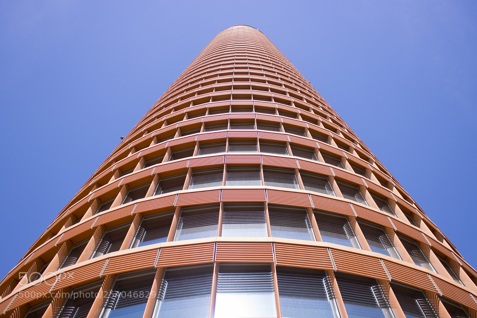 Canon EOS 750D (EOS Rebel T6i / EOS Kiss X8i) sample photo. Tower sevilla photography