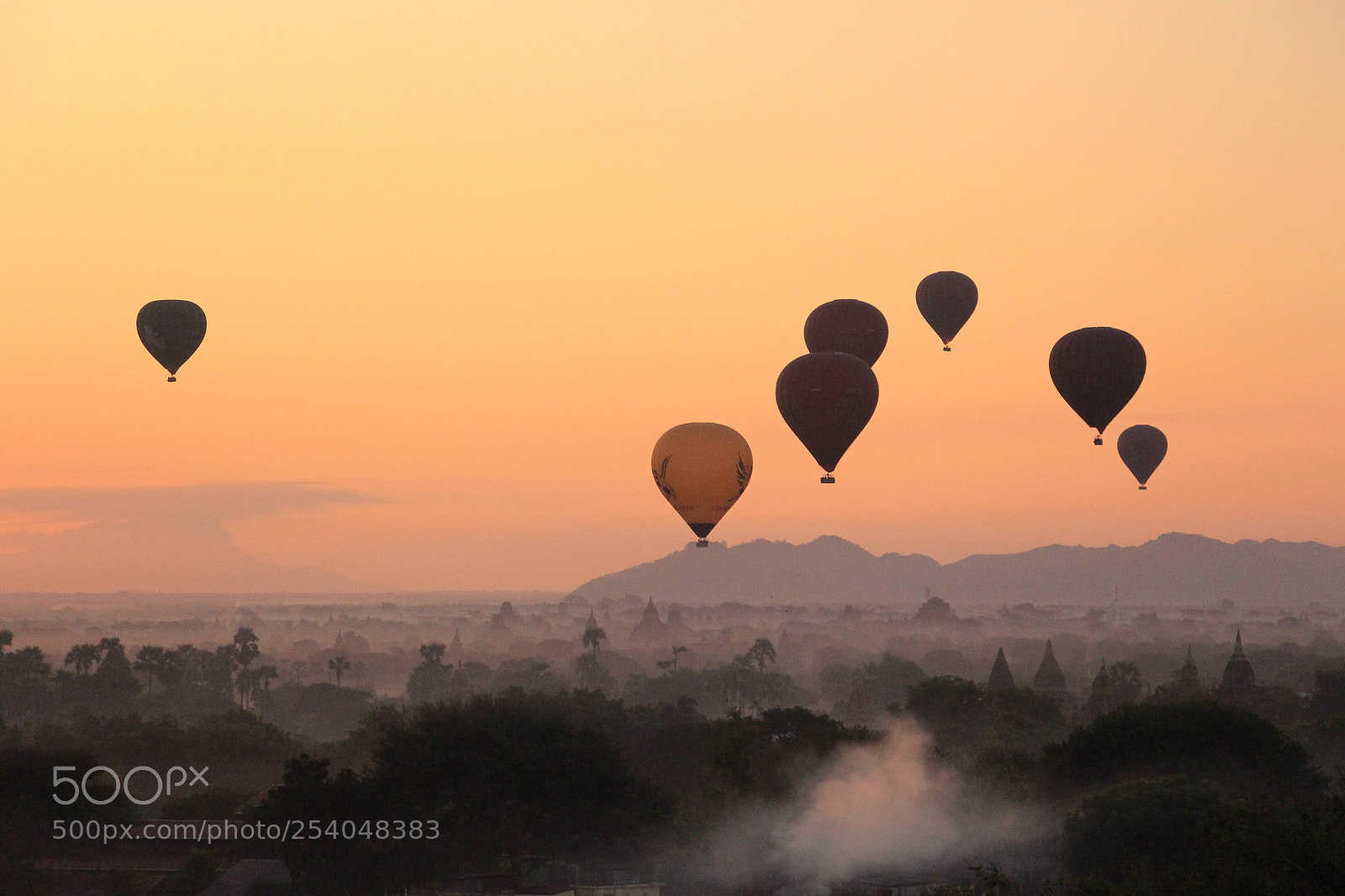 Canon EOS 700D (EOS Rebel T5i / EOS Kiss X7i) sample photo. Ballons over bagan at photography