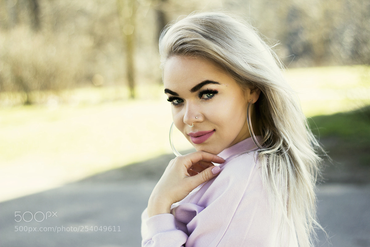 Canon EOS 600D (Rebel EOS T3i / EOS Kiss X5) sample photo. Kristina photography