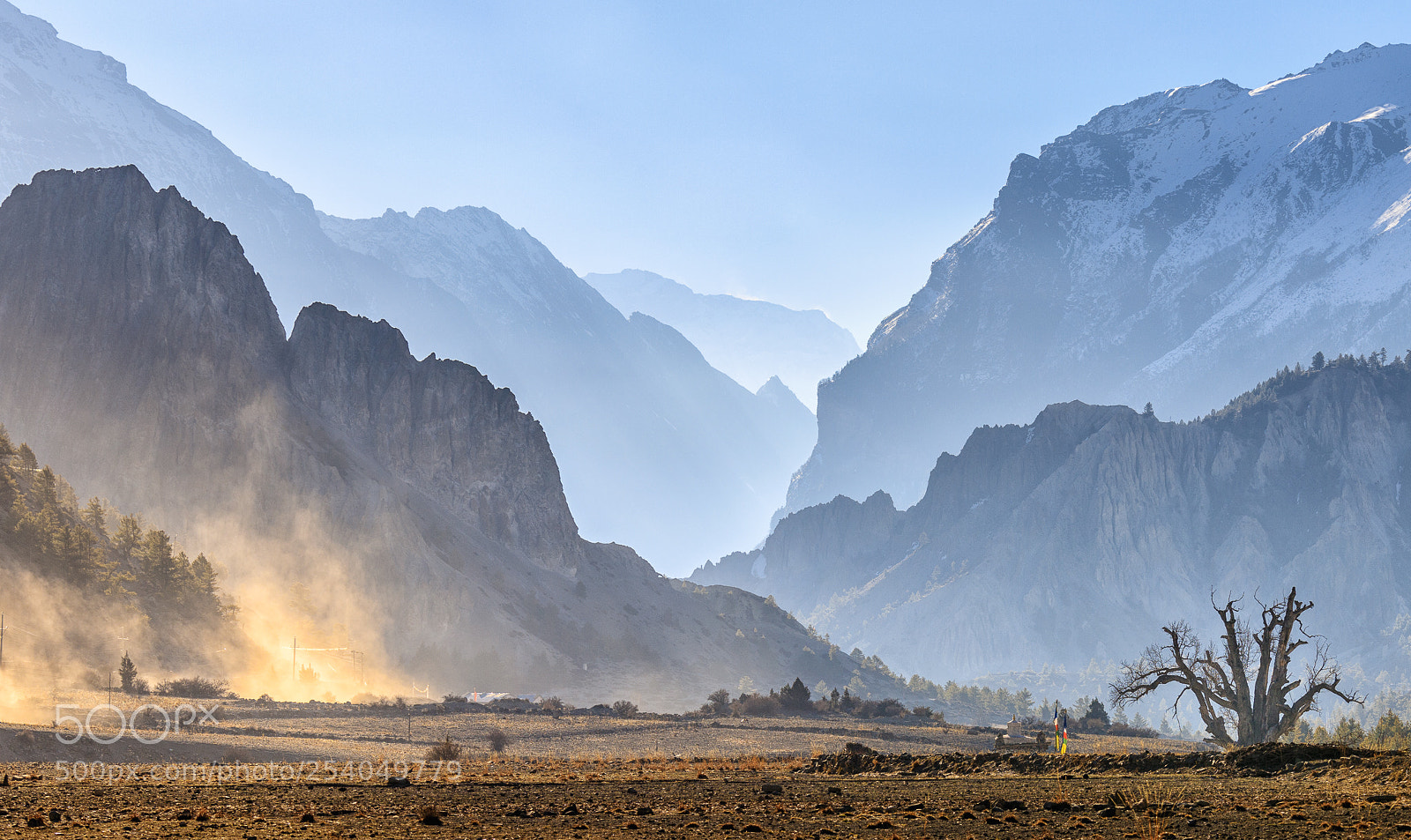 Canon EOS 6D Mark II sample photo. Dusty morning in manang photography