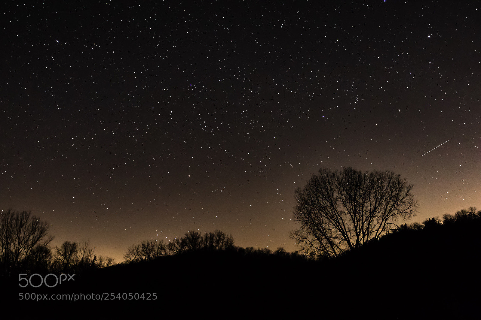 Canon EOS 7D Mark II sample photo. Night photography